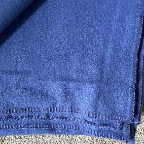Vintage L.L.Bean 100% Wool Blanket Violet Blue Lightweight 94x66" Whipstitch - Picture 3 of 4
